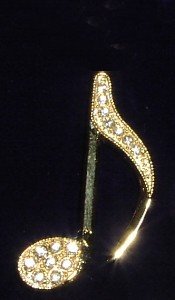 Achtelnoten Anh�nger mit 
Kristallsteinen und Halskette, Schmuckst�ck, Modeschmuck