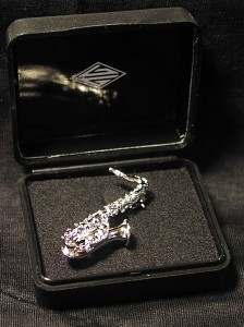 Saxophon Brosche,  Musikinstrumenten Schmuckstück, Modeschmuck