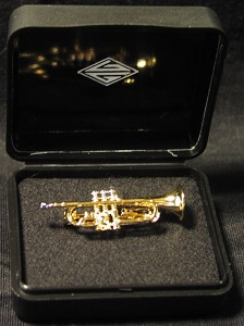 Trompete Brosche,  Musikinstrumenten Schmuckstück, Modeschmuck