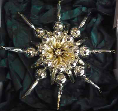 Gablonzer Christbaumschmuck " Große Blume"